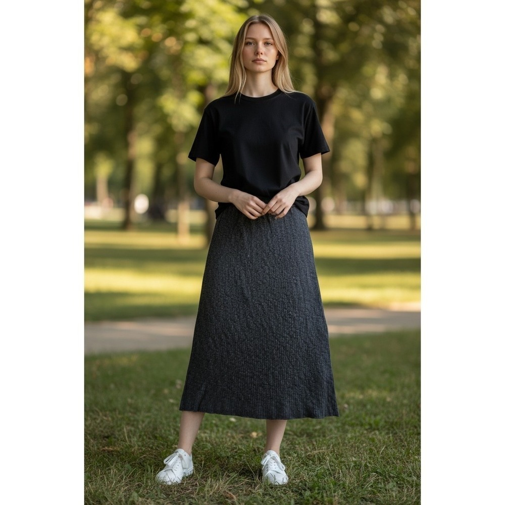 Chalet et Ceci Black Ribbed Knit Maxi Skirt Stretchy Waist Size S Made USA